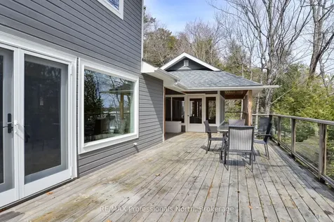 1009-2 Arts Road Lake Of Bays ON P0A 1H0