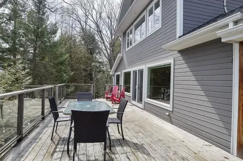 1009-2 Arts Road Lake Of Bays ON P0A 1H0