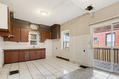249 Wentworth Street N Hamilton ON L8L 5V9