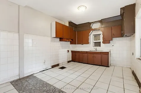 249 Wentworth Street N Hamilton ON L8L 5V9