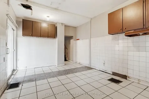 249 Wentworth Street N Hamilton ON L8L 5V9