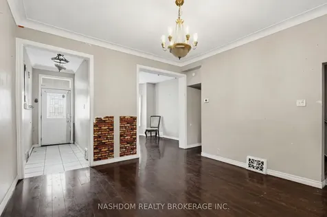 249 Wentworth Street N Hamilton ON L8L 5V9
