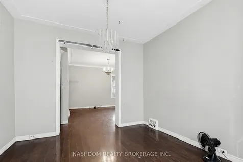 249 Wentworth Street N Hamilton ON L8L 5V9