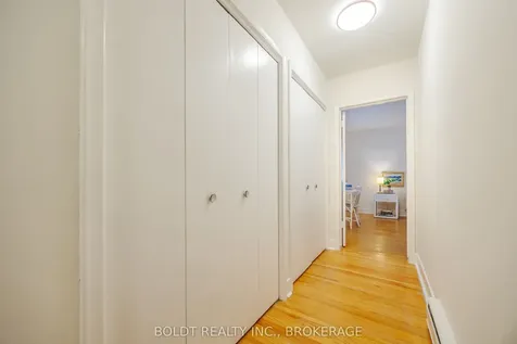 6 Mountainview Drive St. Catharines ON L2T 3H4