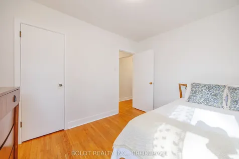 6 Mountainview Drive St. Catharines ON L2T 3H4