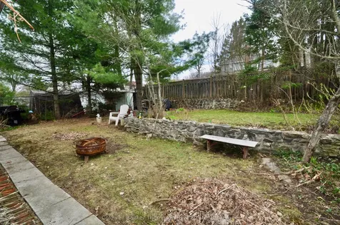 11 Florence Street E Huntsville ON P1H 1P8