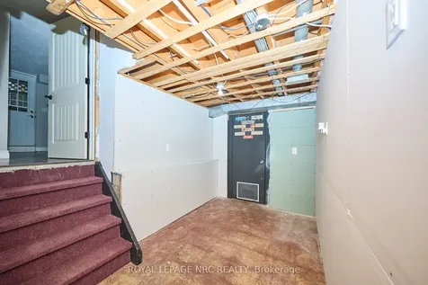 6796 Stokes Street Niagara Falls ON L2G 2H1