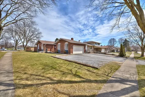 6796 Stokes Street Niagara Falls ON L2G 2H1