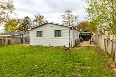 844 Sunset Boulevard Woodstock ON N4S 4A3