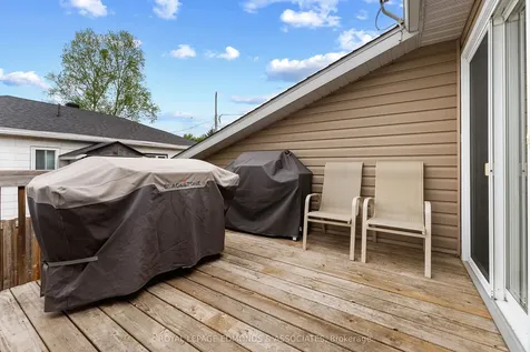 12 Wilbert Street Petawawa ON K8H 2C6