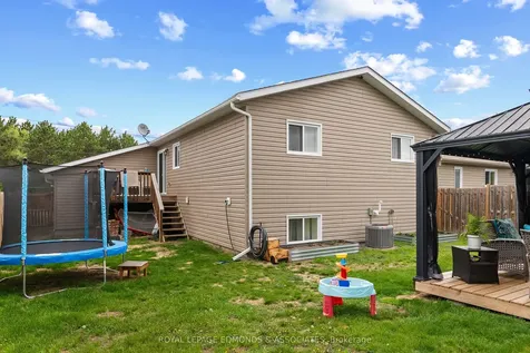 12 Wilbert Street Petawawa ON K8H 2C6