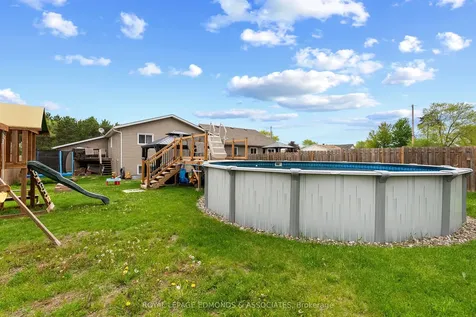 12 Wilbert Street Petawawa ON K8H 2C6