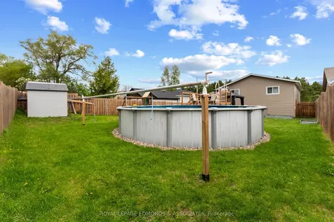 12 Wilbert Street Petawawa ON K8H 2C6