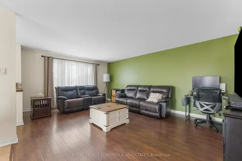 12 Wilbert Street Petawawa ON K8H 2C6