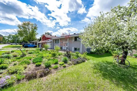 101 Frontenac Crescent Deep River ON K0J 1P0