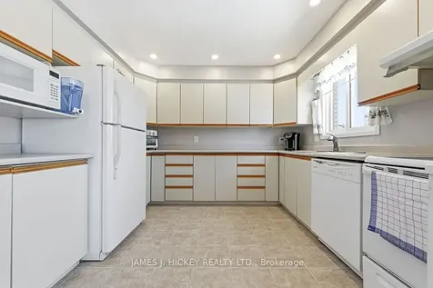 101 Frontenac Crescent Deep River ON K0J 1P0