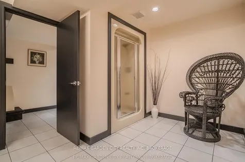 86 Tremont Drive St. Catharines ON L2R 3B2