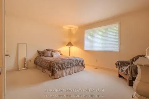 86 Tremont Drive St. Catharines ON L2R 3B2