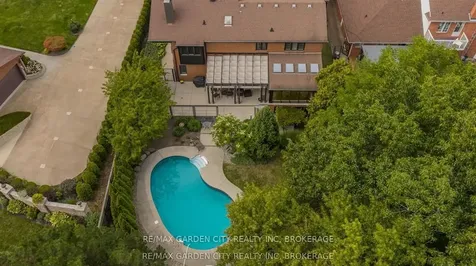 86 Tremont Drive St. Catharines ON L2R 3B2