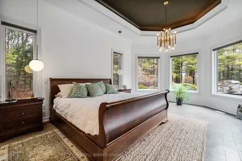 9923 Parkview Crescent Lambton Shores ON N0M 1T0