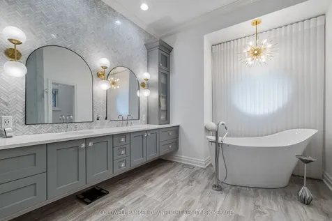 9923 Parkview Crescent Lambton Shores ON N0M 1T0