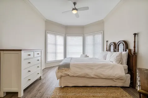 9923 Parkview Crescent Lambton Shores ON N0M 1T0