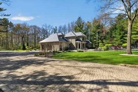9923 Parkview Crescent Lambton Shores ON N0M 1T0