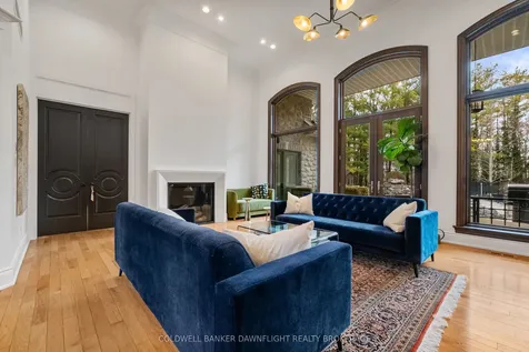9923 Parkview Crescent Lambton Shores ON N0M 1T0