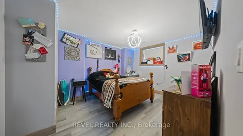 6 Kings Lane Brant ON N0E 1R0