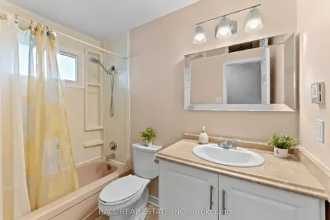 11 Lakeview Crescent Kawartha Lakes ON K0M 1A0