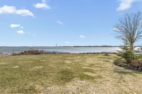 11 Lakeview Crescent Kawartha Lakes ON K0M 1A0