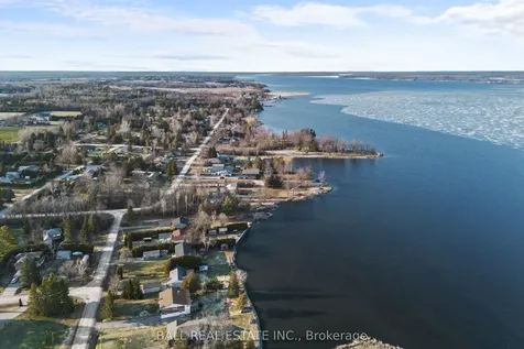 11 Lakeview Crescent Kawartha Lakes ON K0M 1A0