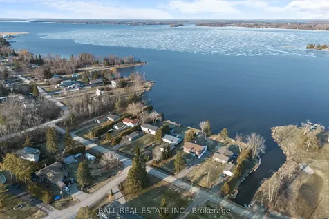 11 Lakeview Crescent Kawartha Lakes ON K0M 1A0