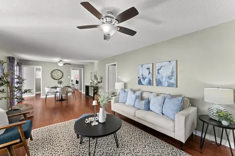 11 Lakeview Crescent Kawartha Lakes ON K0M 1A0