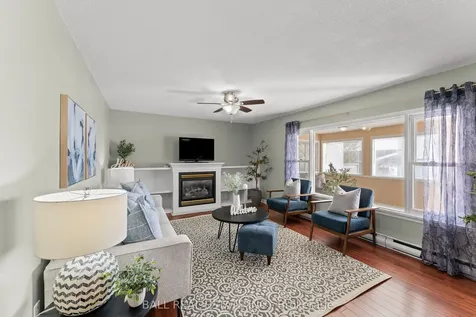 11 Lakeview Crescent Kawartha Lakes ON K0M 1A0