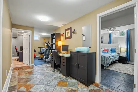 771 Victoria Terrace Centre Wellington ON N1M 3L5