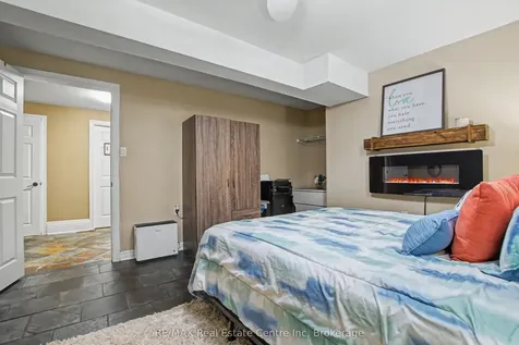 771 Victoria Terrace Centre Wellington ON N1M 3L5