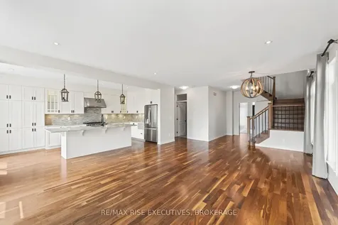 648 Halloway Drive Kingston ON K7K 0H4