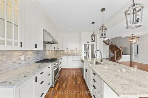 648 Halloway Drive Kingston ON K7K 0H4