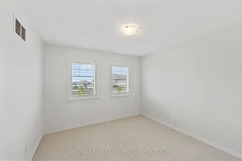648 Halloway Drive Kingston ON K7K 0H4