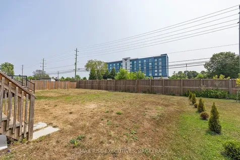 648 Halloway Drive Kingston ON K7K 0H4