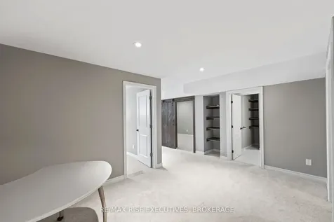 648 Halloway Drive Kingston ON K7K 0H4
