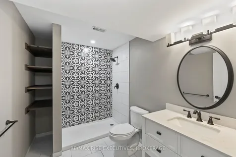 648 Halloway Drive Kingston ON K7K 0H4