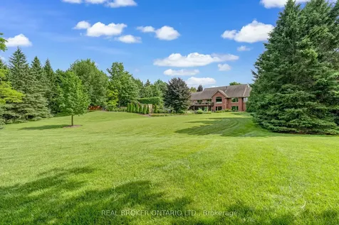18 Fox Run Drive Puslinch ON N0B 2J0