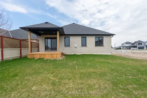 21 Hamilton Street North Middlesex ON N0M 1A0
