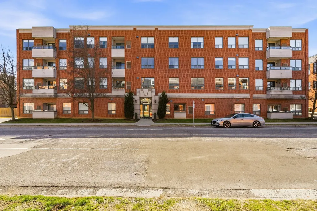 8 Main Street Hamilton ON L9H 1B8