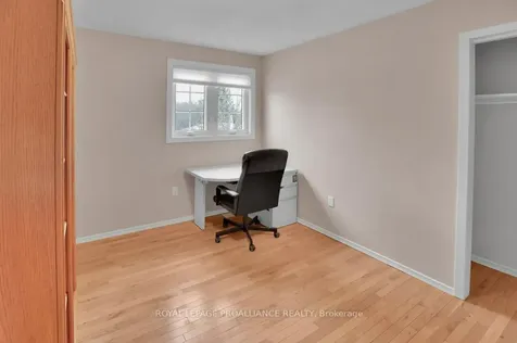 90 Livingstone Avenue W Centre Hastings ON K0K 2K0