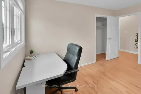 90 Livingstone Avenue W Centre Hastings ON K0K 2K0