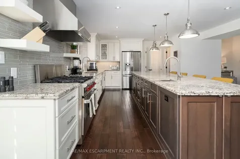 400 Hamilton Drive Hamilton ON L9G 2B1