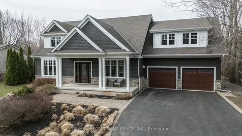 400 Hamilton Drive Hamilton ON L9G 2B1